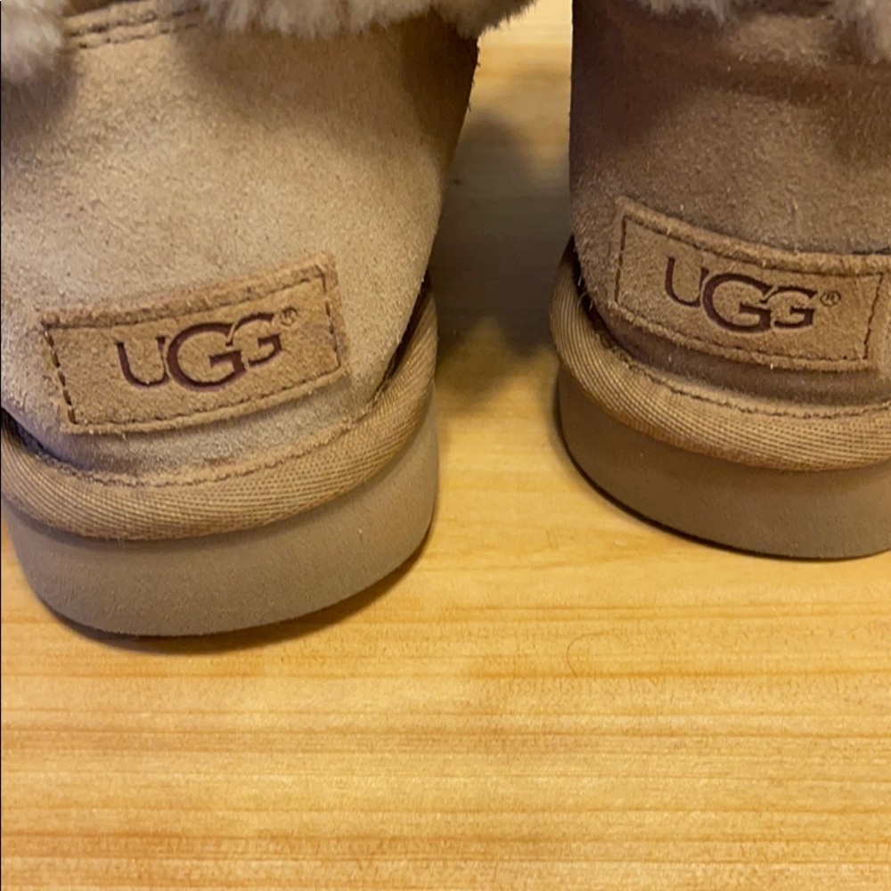 Ugg Boots - image 7